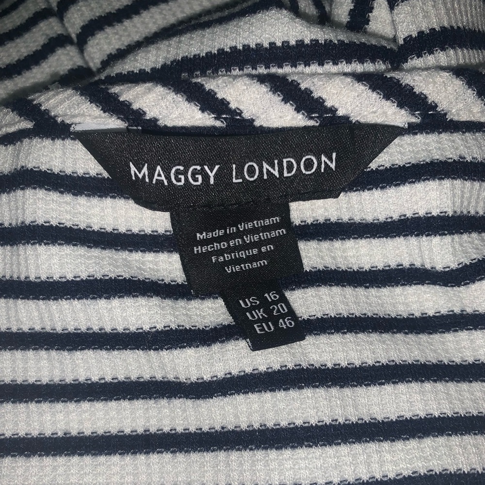Maggy London long sleeve ribbed black and white stripped midi dress - Picture 6 of 8